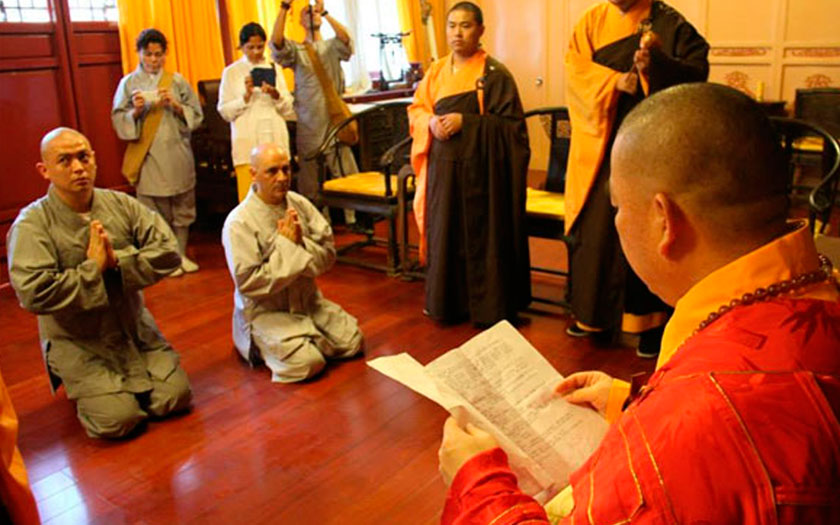 Ceremonia en el Templo Shaolin de Song Shan China